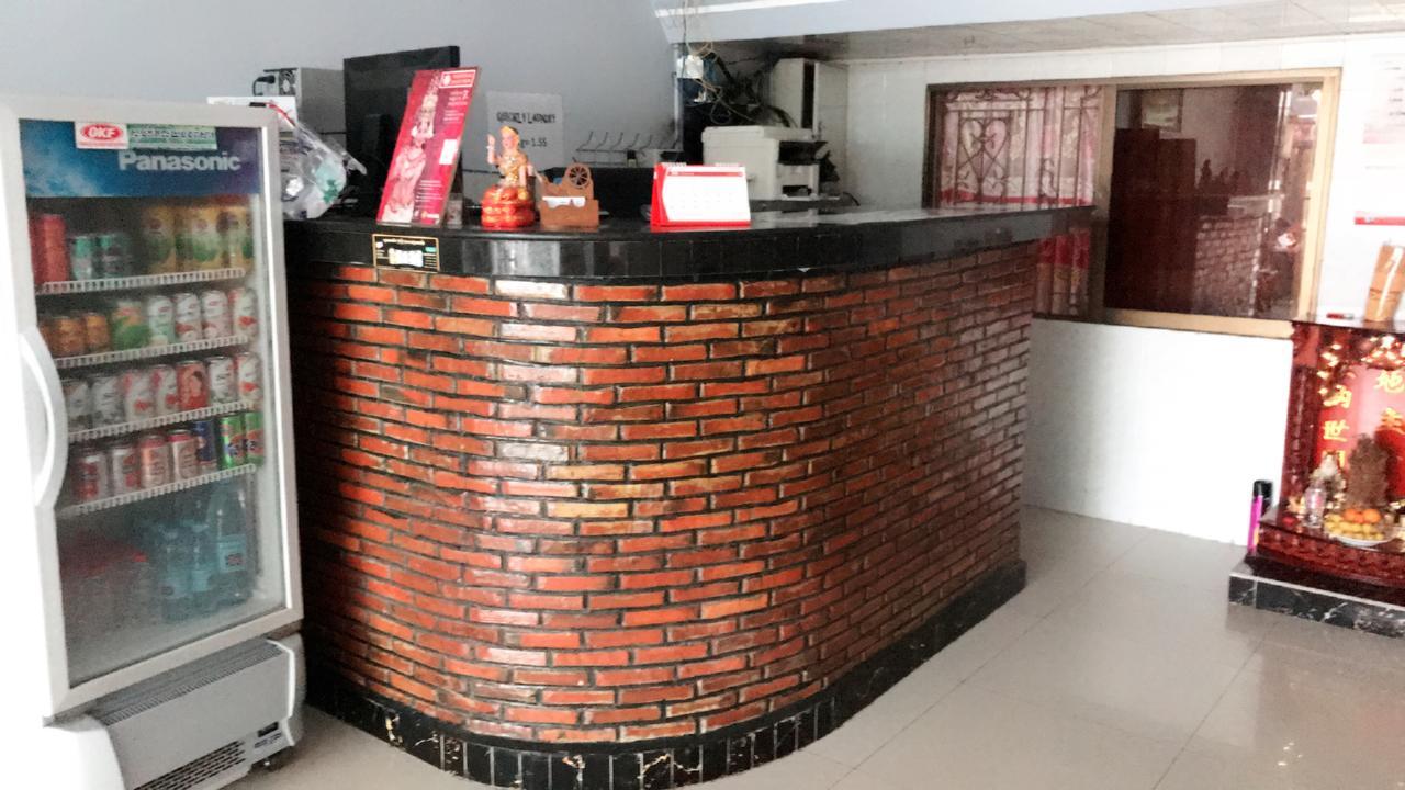 Khmer Village Guesthouse 프놈펜 외부 사진